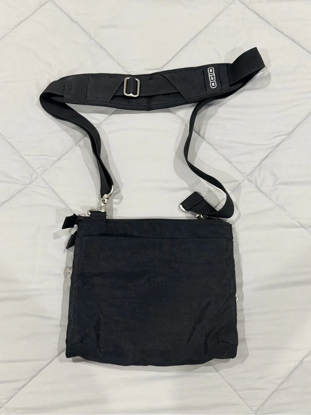 OGIO Men’s Black Crossbody Messenger Bag with Adjustable Strap